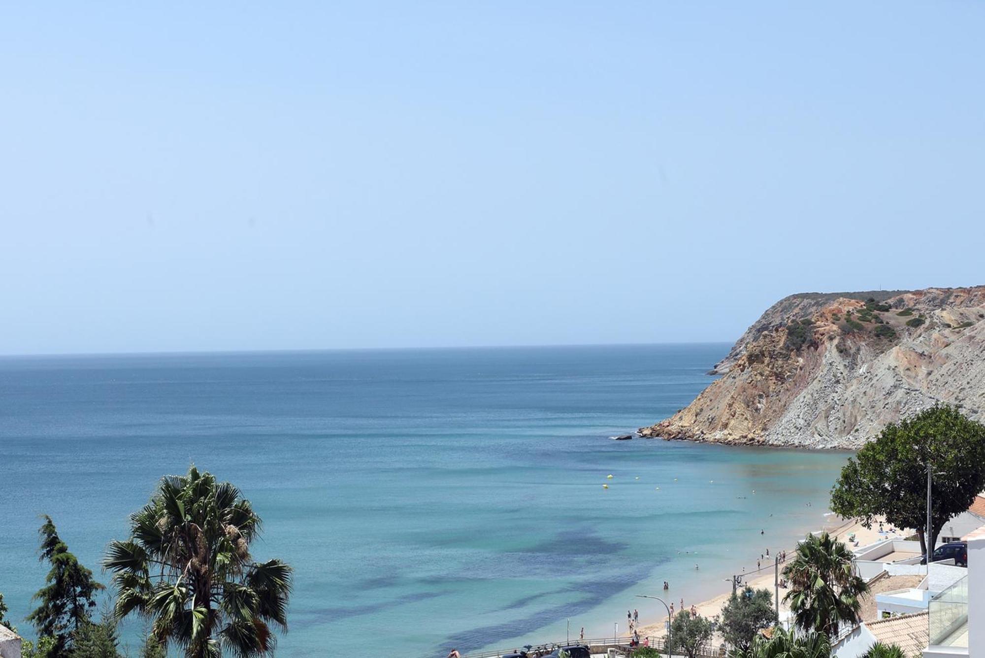 Akisol Apartments In Burgau Budens Exterior photo