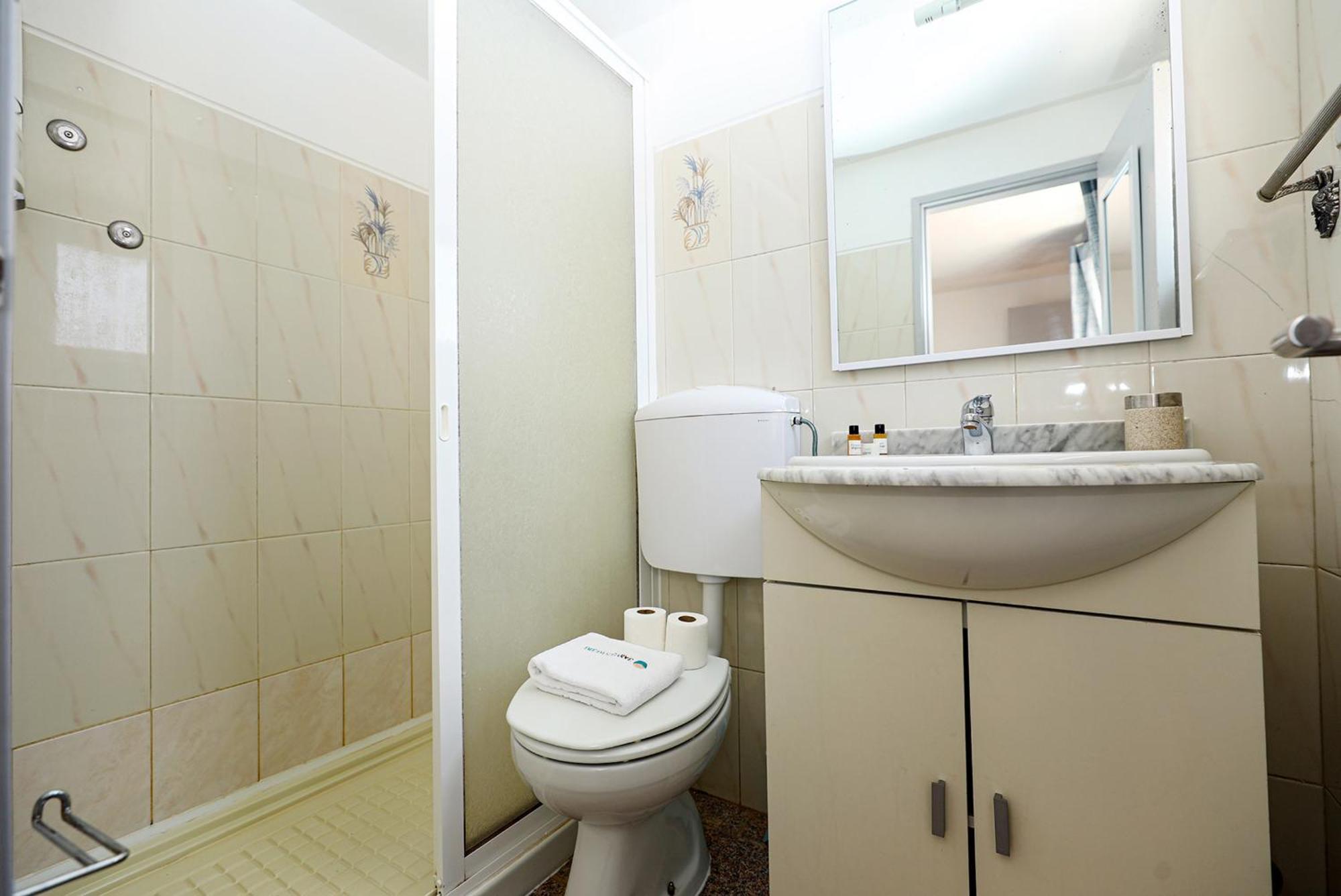 Akisol Apartments In Burgau Budens Room photo